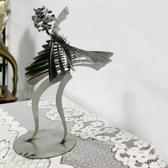 Unique And Magical Metal Rotating Windmill Humanoid Windmill Outdoor Wind Spinner Yard Patio Lawn Garden Decoration